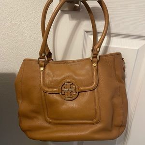 Tory Burch shoulder bag and Wallet